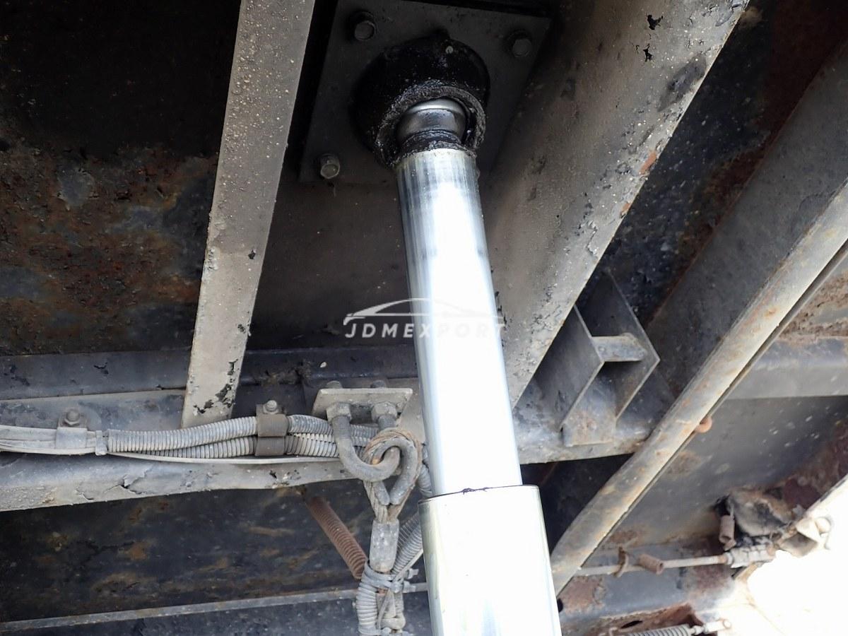 Mitsubishi Fuso Canter 2000 thumbnail 53
