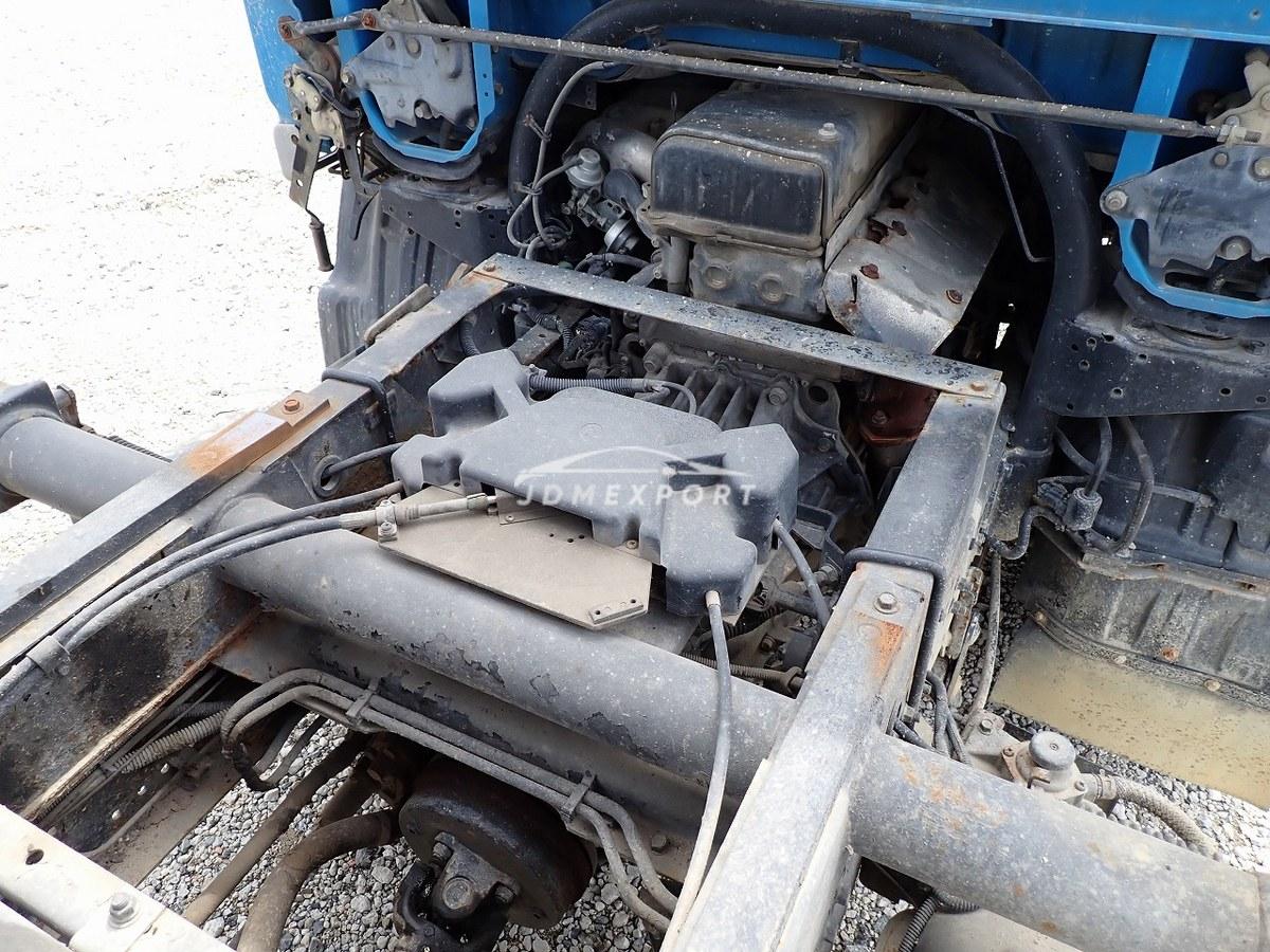 Mitsubishi Fuso Canter 2000 thumbnail 52