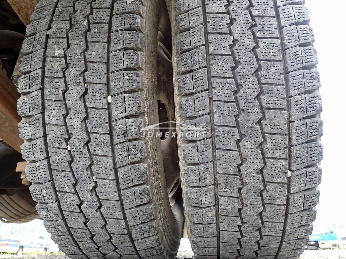 Mitsubishi Fuso Canter 2000 thumbnail 14