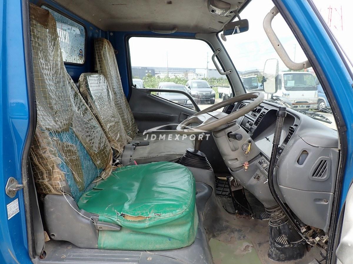 Mitsubishi Fuso Canter 2000 thumbnail 23