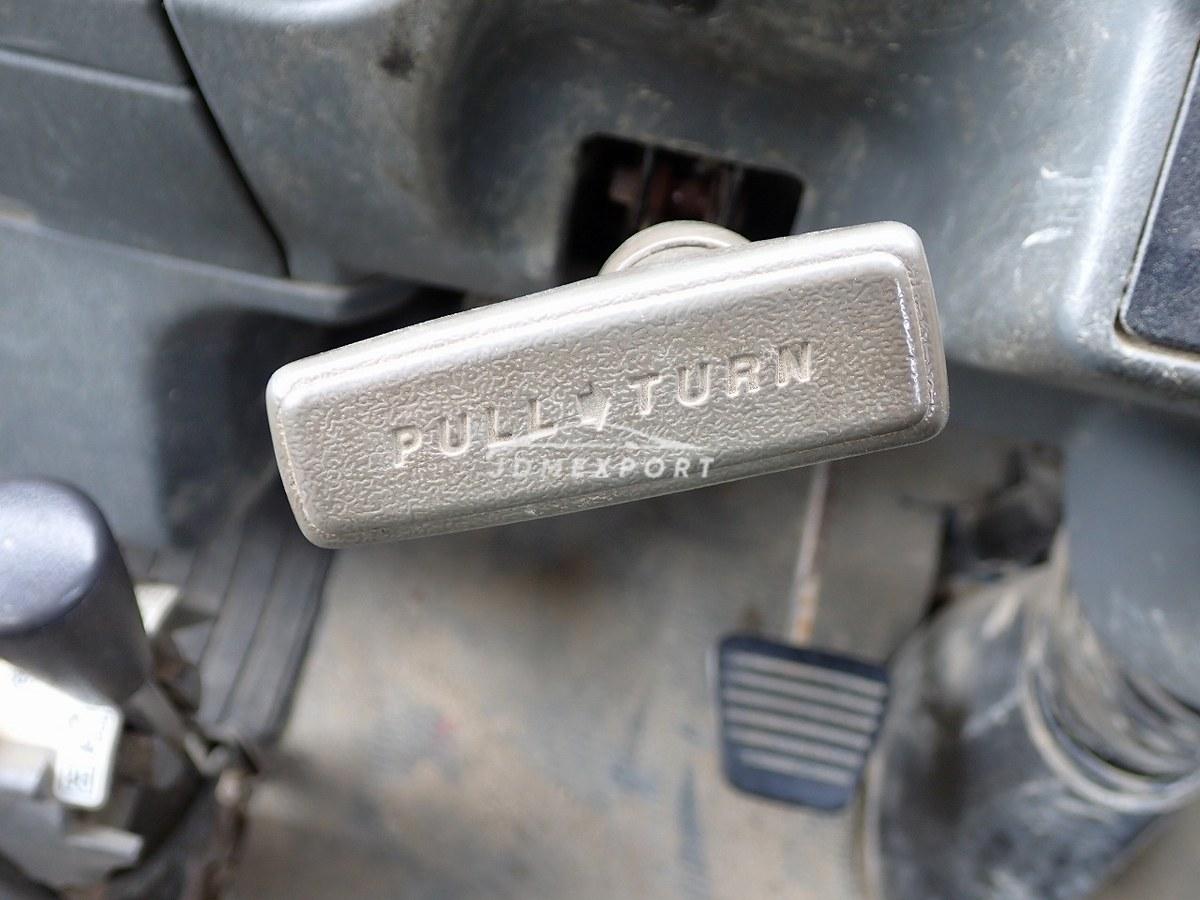 Mitsubishi Fuso Canter 2000 thumbnail 33