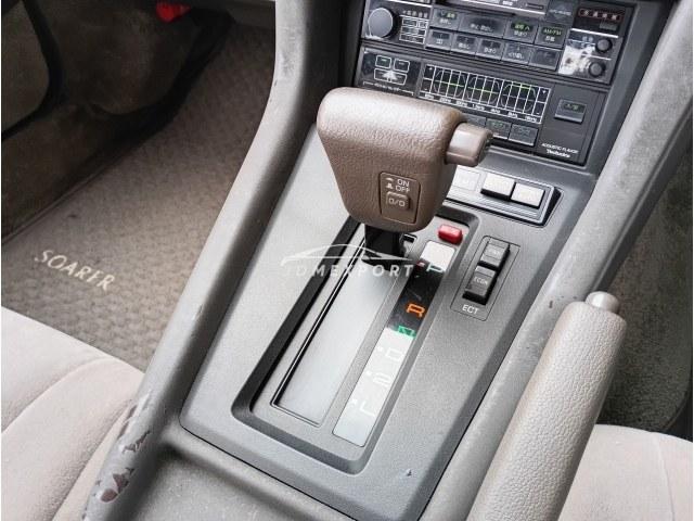 Toyota Soarer 1990 thumbnail 11