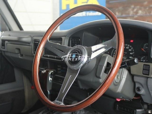 Toyota Land Cruiser Prado 1995 thumbnail 2