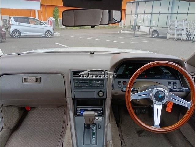 Toyota Soarer 1988 thumbnail 2