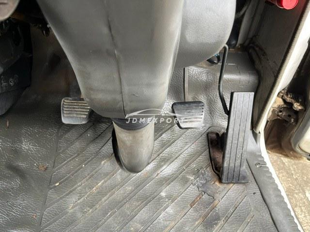 Mitsubishi Fuso Canter 1990 thumbnail 18
