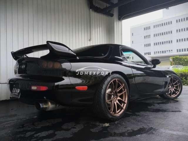 Mazda RX-7 2001 thumbnail 3