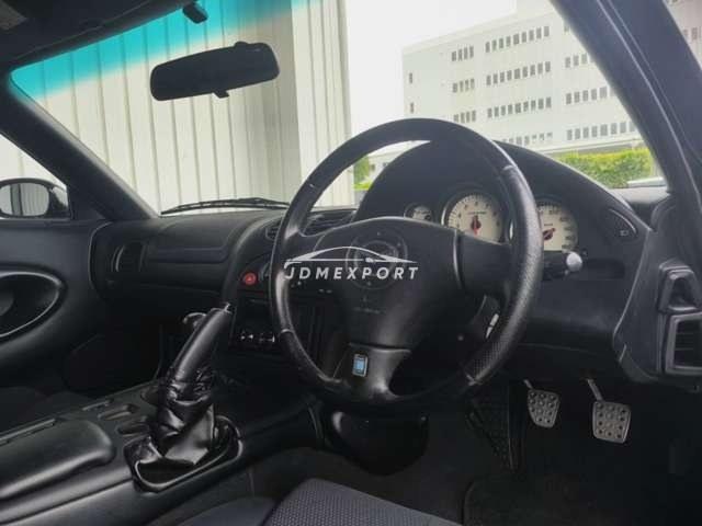 Mazda RX-7 2001 thumbnail 6