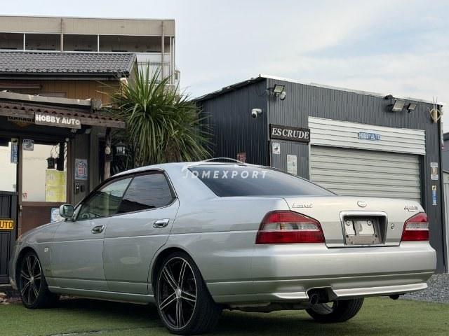Nissan Laurel 2000 thumbnail 27