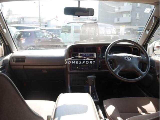 Toyota Hiace Wagon 2001 thumbnail 2