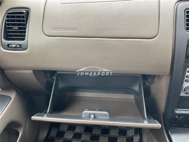 Toyota Hilux Surf 2001 thumbnail 13