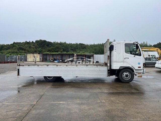 Mitsubishi Fuso Fighter 1997 thumbnail 5