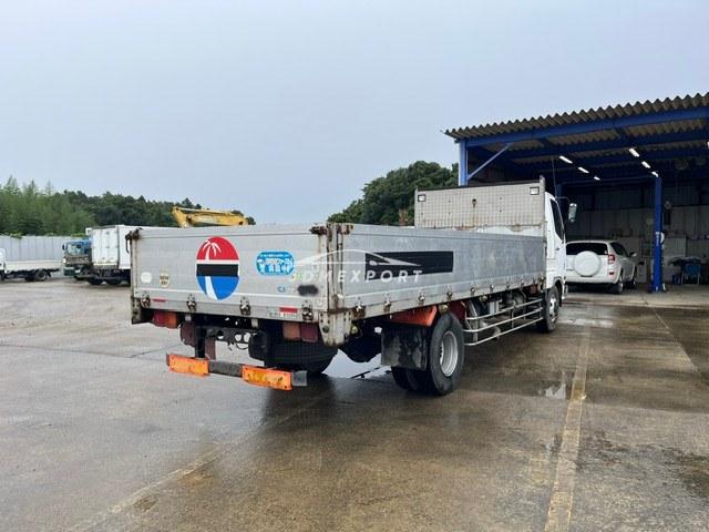 Mitsubishi Fuso Fighter 1997 thumbnail 3