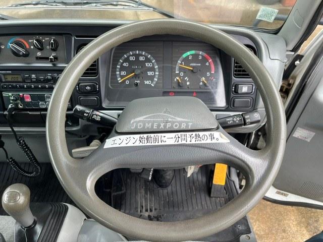 Mitsubishi Fuso Canter 1997 thumbnail 8