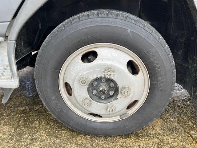Mitsubishi Fuso Canter 1997 thumbnail 29