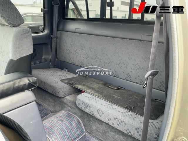 Toyota Hilux 2002 thumbnail 11