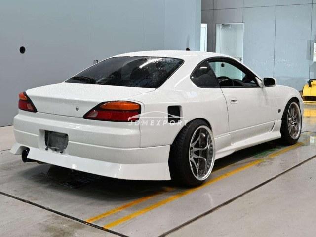 Nissan Silvia 2002 thumbnail 2