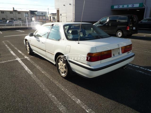 Honda Accord Coupe 1992 thumbnail 3