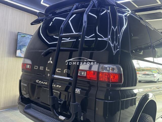 Mitsubishi Delica Spacegear 2000 thumbnail 15