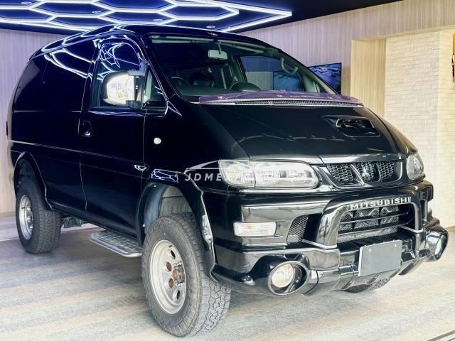 2000 Mitsubishi Delica Spacegear PE8W