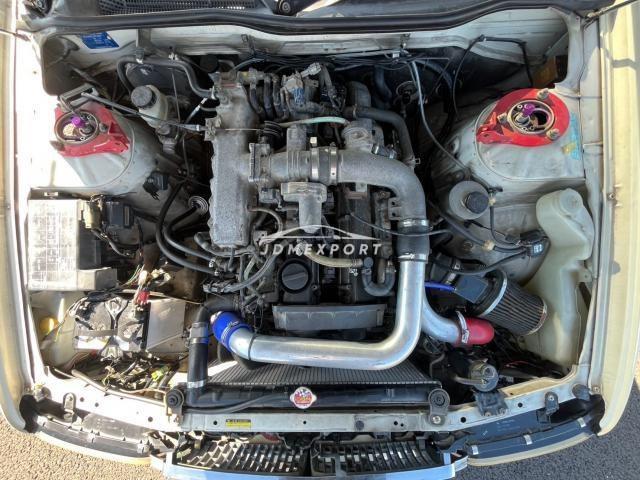 Nissan Laurel 1995 thumbnail 9