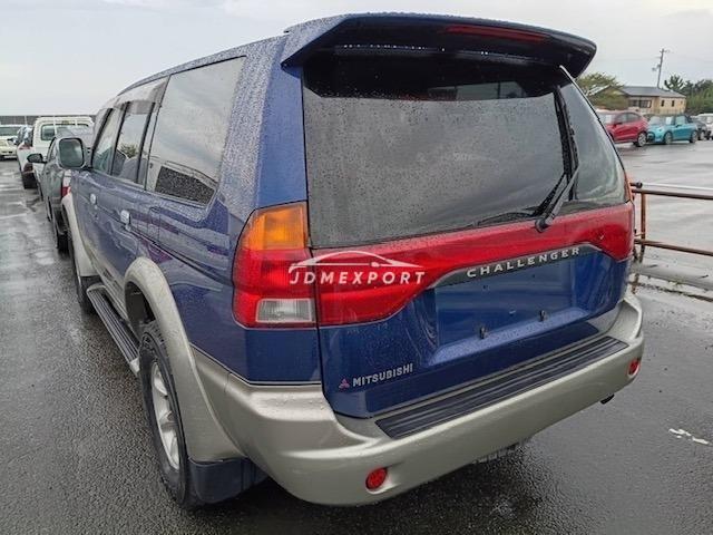 Mitsubishi challenger 1998 thumbnail 2