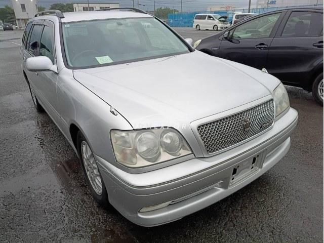 Toyota Crown Estate 2001 thumbnail 6