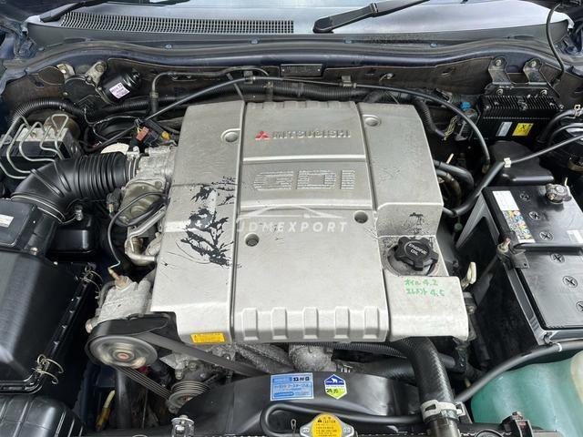 Mitsubishi challenger 1997 thumbnail 9