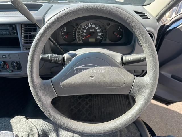 Isuzu Como 2001 thumbnail 10