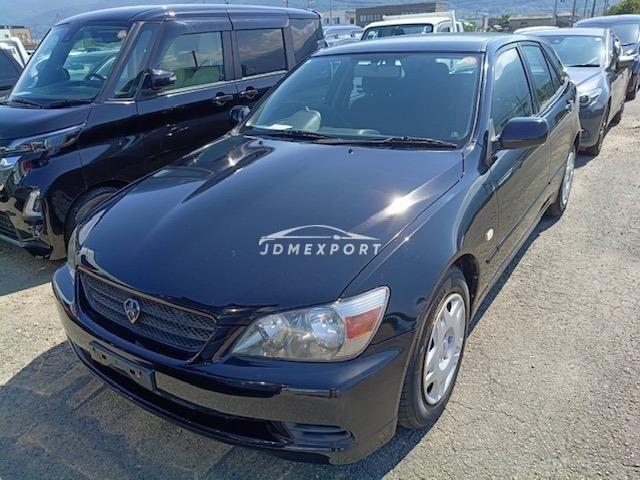 2001 Toyota Altezza Gita GXE10W