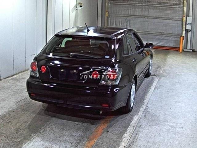 Toyota Altezza Gita 2001 thumbnail 6