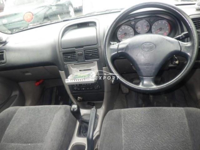 Toyota Caldina 2001 thumbnail 4