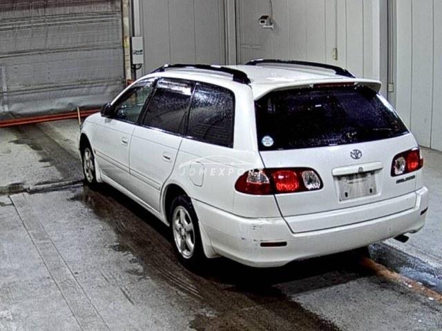 Toyota Caldina 2001 thumbnail 2