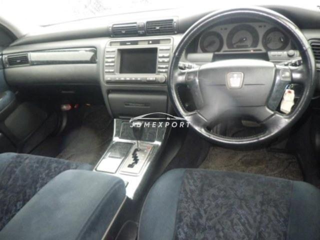 Toyota Crown Estate 2001 thumbnail 4