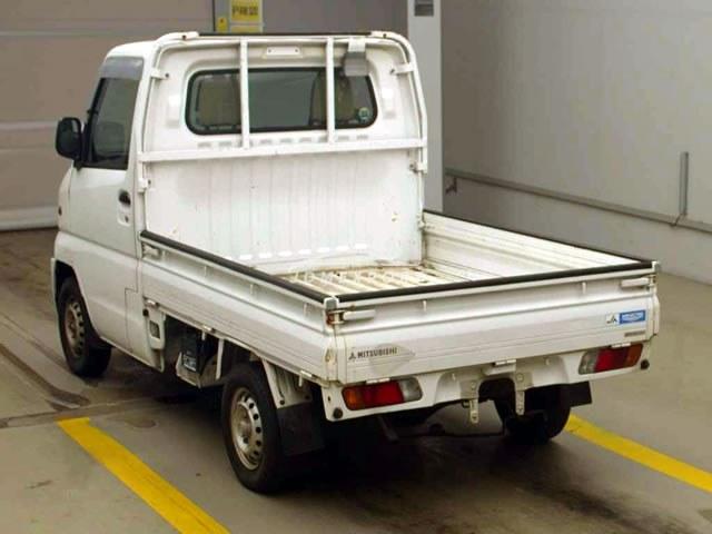 Mitsubishi Minicab Truck 2000 thumbnail 2
