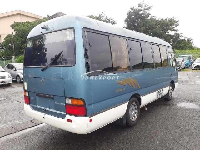 Toyota Coaster 1997 thumbnail 2
