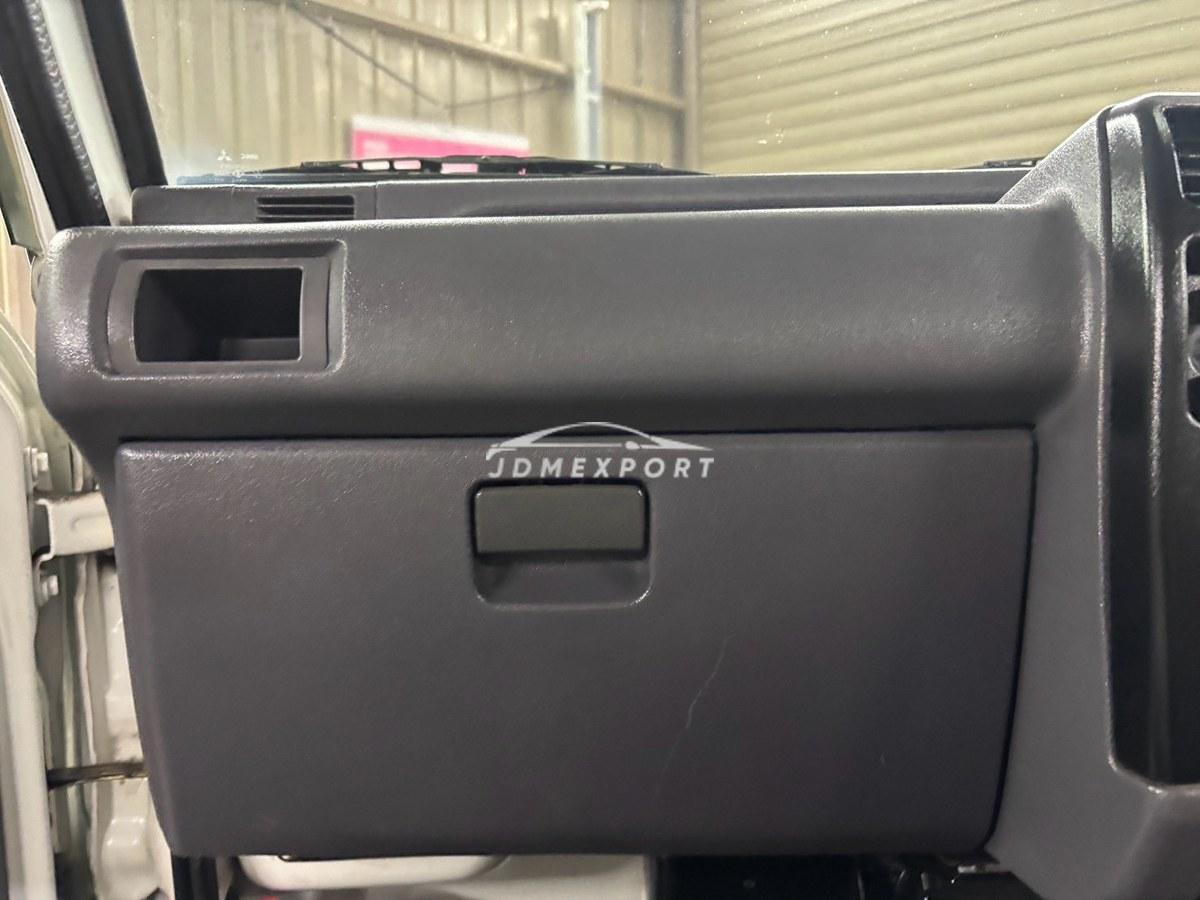 Mitsubishi Minicab Truck 1998 thumbnail 36