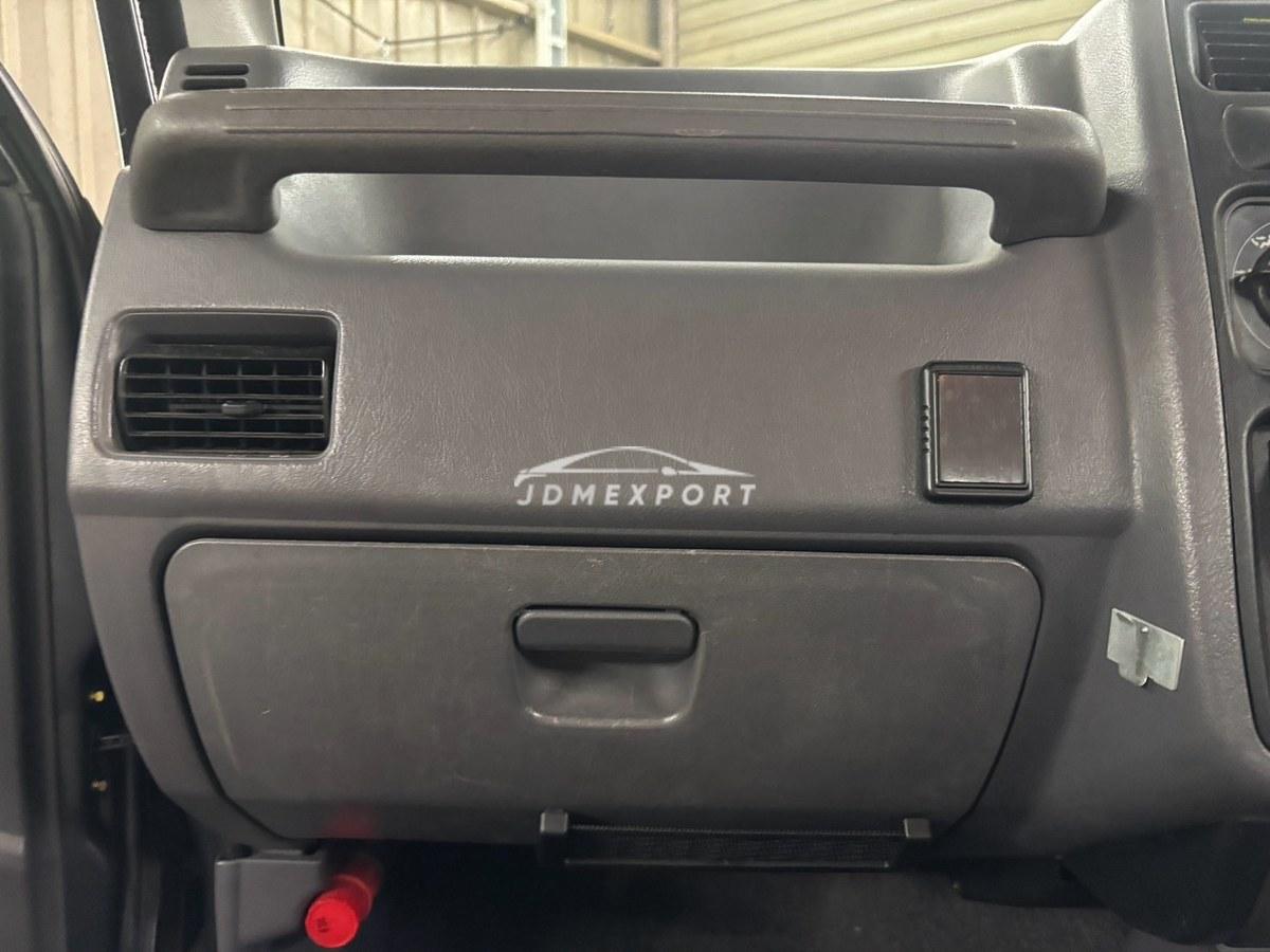 Mitsubishi Pajero Mini 1997 thumbnail 35