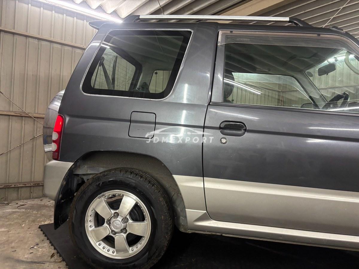 Mitsubishi Pajero Mini 1997 thumbnail 13
