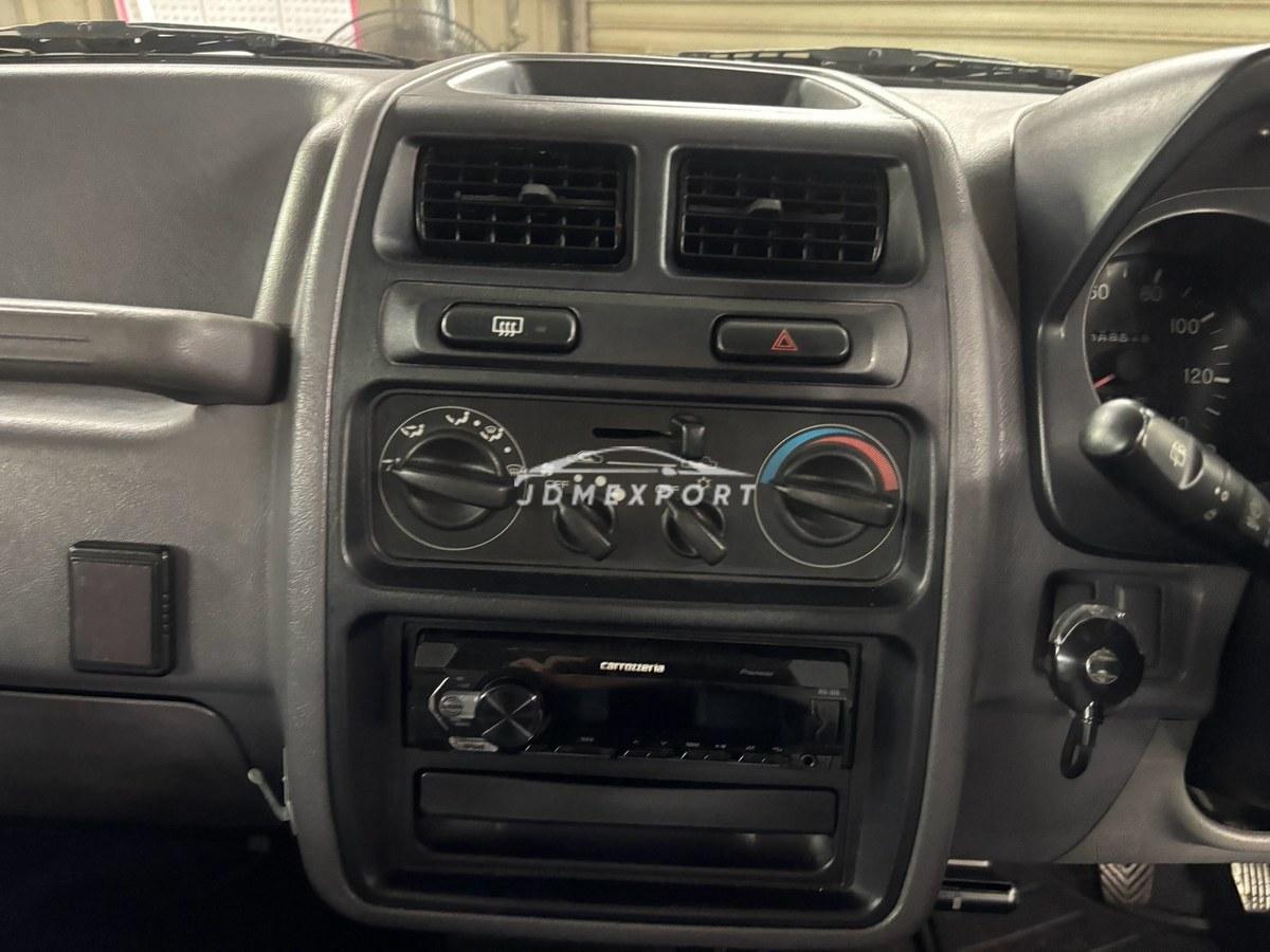 Mitsubishi Pajero Mini 1997 thumbnail 30