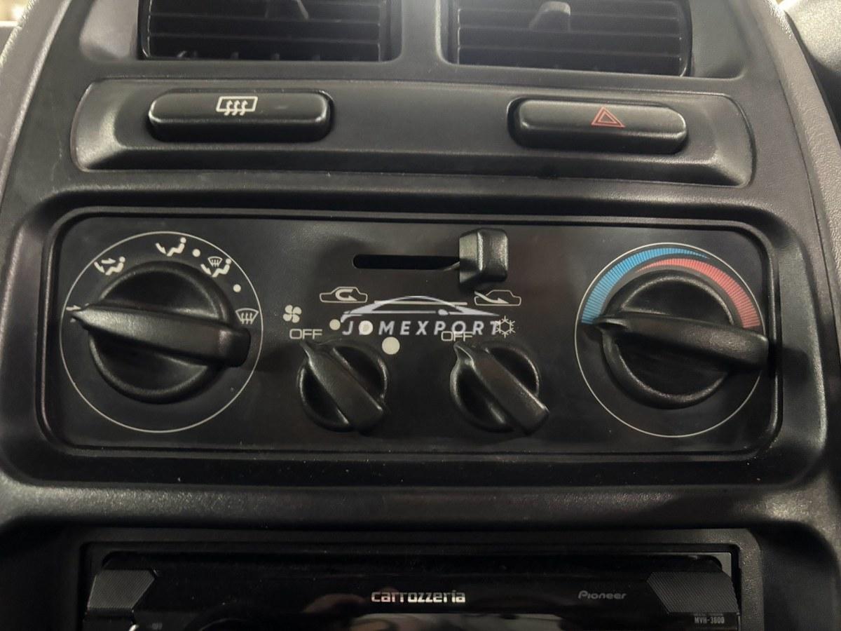 Mitsubishi Pajero Mini 1997 thumbnail 33