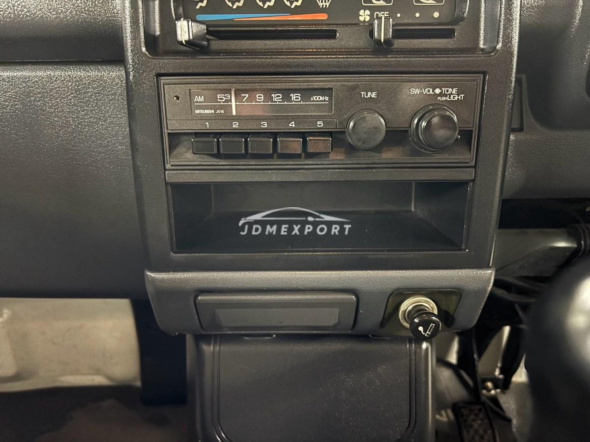 Mitsubishi Minicab Truck 1991 thumbnail 34
