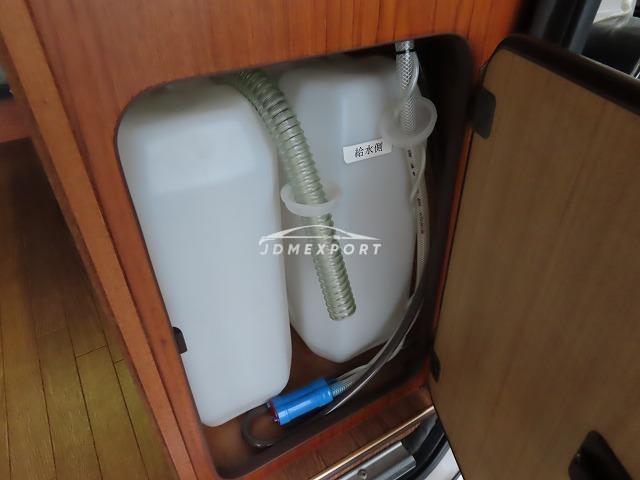 Toyota Hiace Van 1999 thumbnail 33