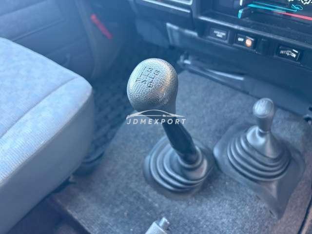 Toyota Land Cruiser 70 2001 thumbnail 18