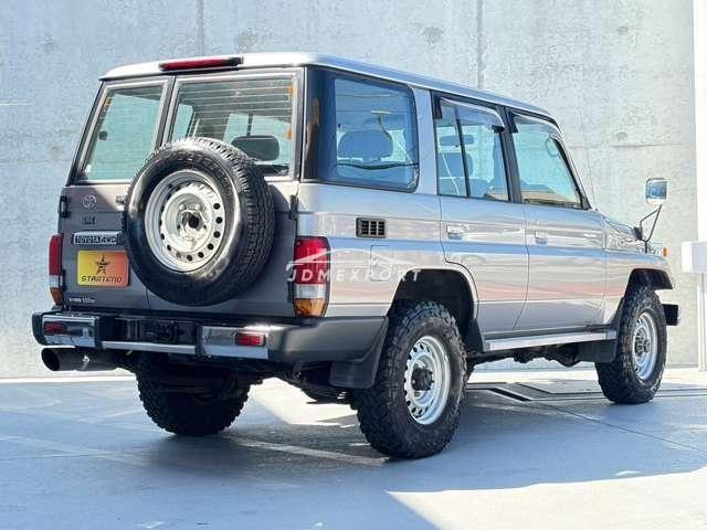 Toyota Land Cruiser 70 2001 thumbnail 4