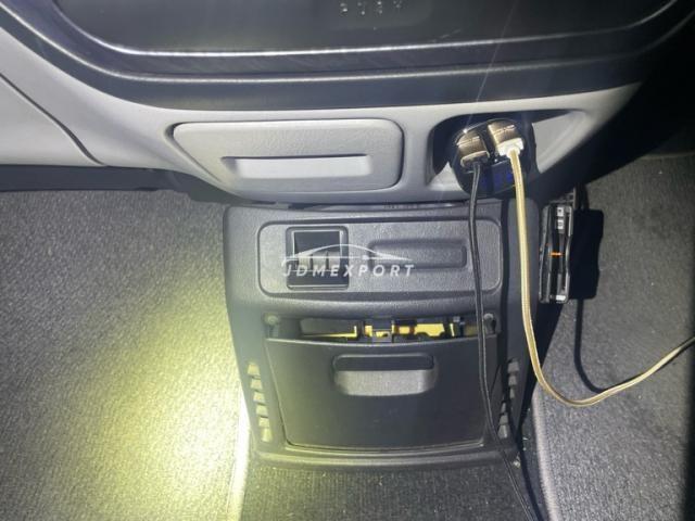 Mitsubishi Delica Spacegear 2001 thumbnail 16