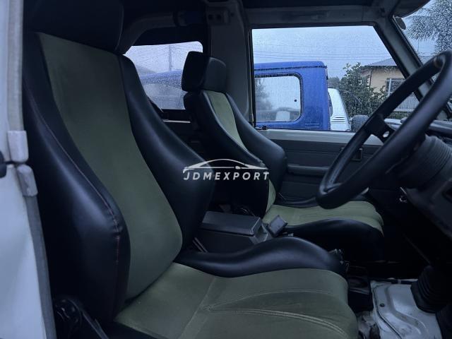 Toyota Land Cruiser 70 1997 thumbnail 4