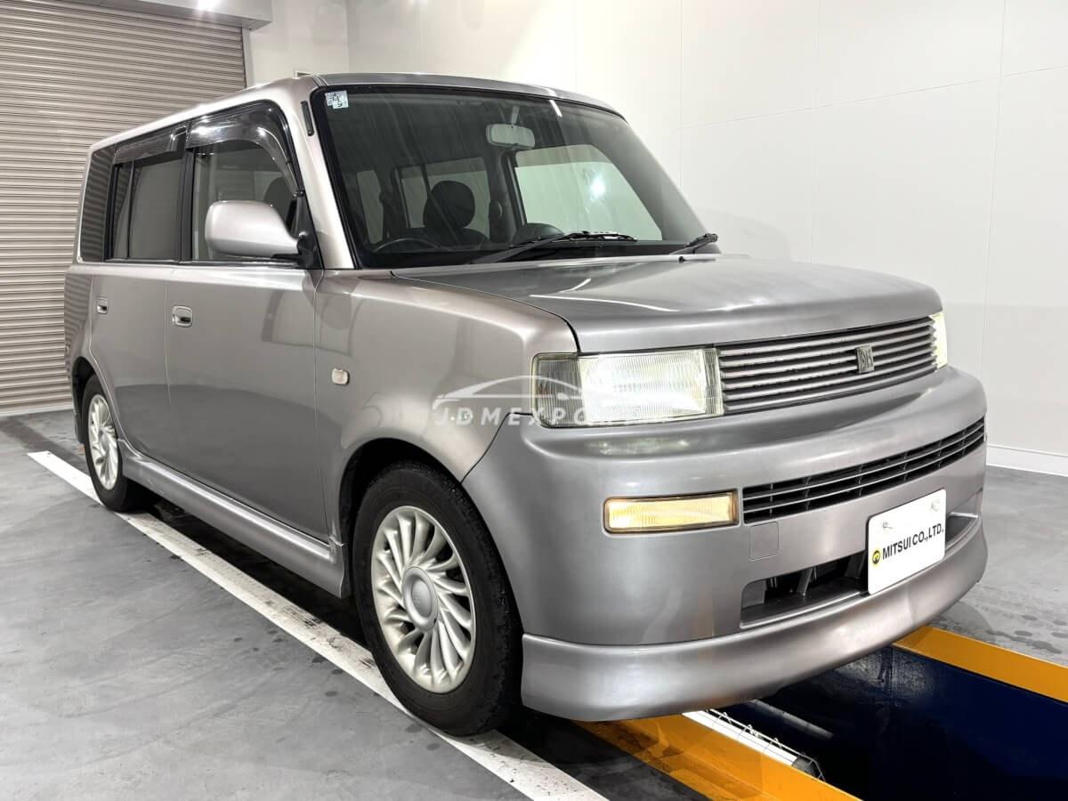 Toyota bB 2001