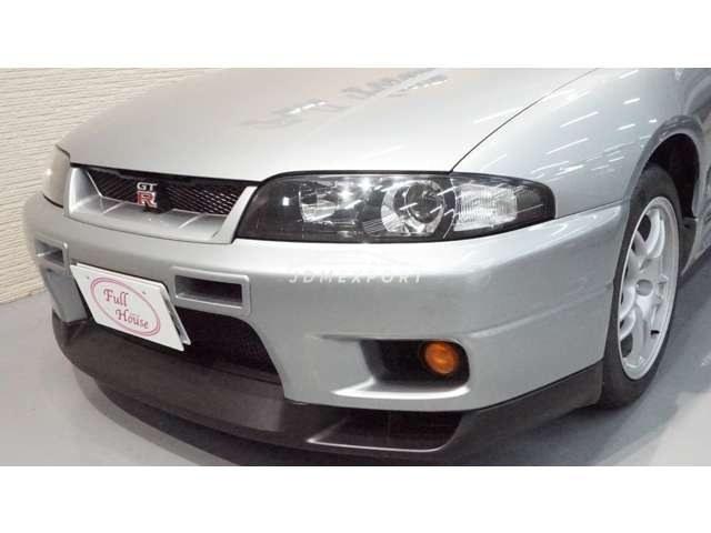 Nissan Skyline GT-R 1998 thumbnail 4