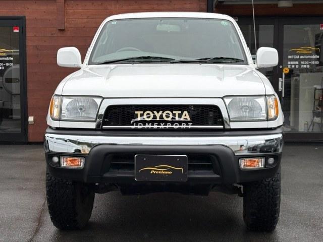 Toyota Hilux Surf 2001 thumbnail 3