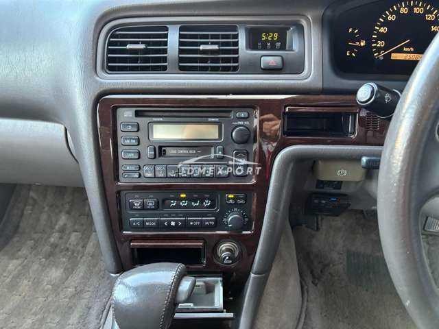 Toyota Mark II 1997 thumbnail 23